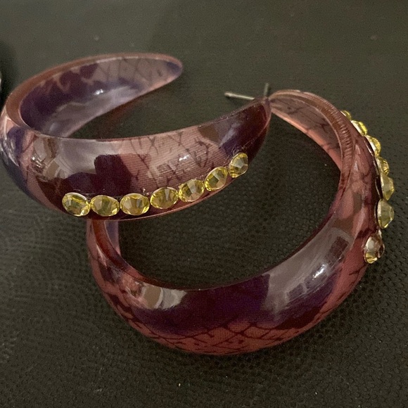 Set of 2 Hoop pierced Earrings with rhinestones - Picture 5 of 9